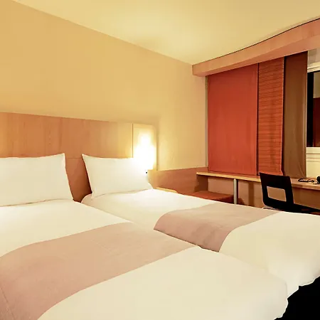 Ibis Charleroi Centre Gare Hotel Exterior photo