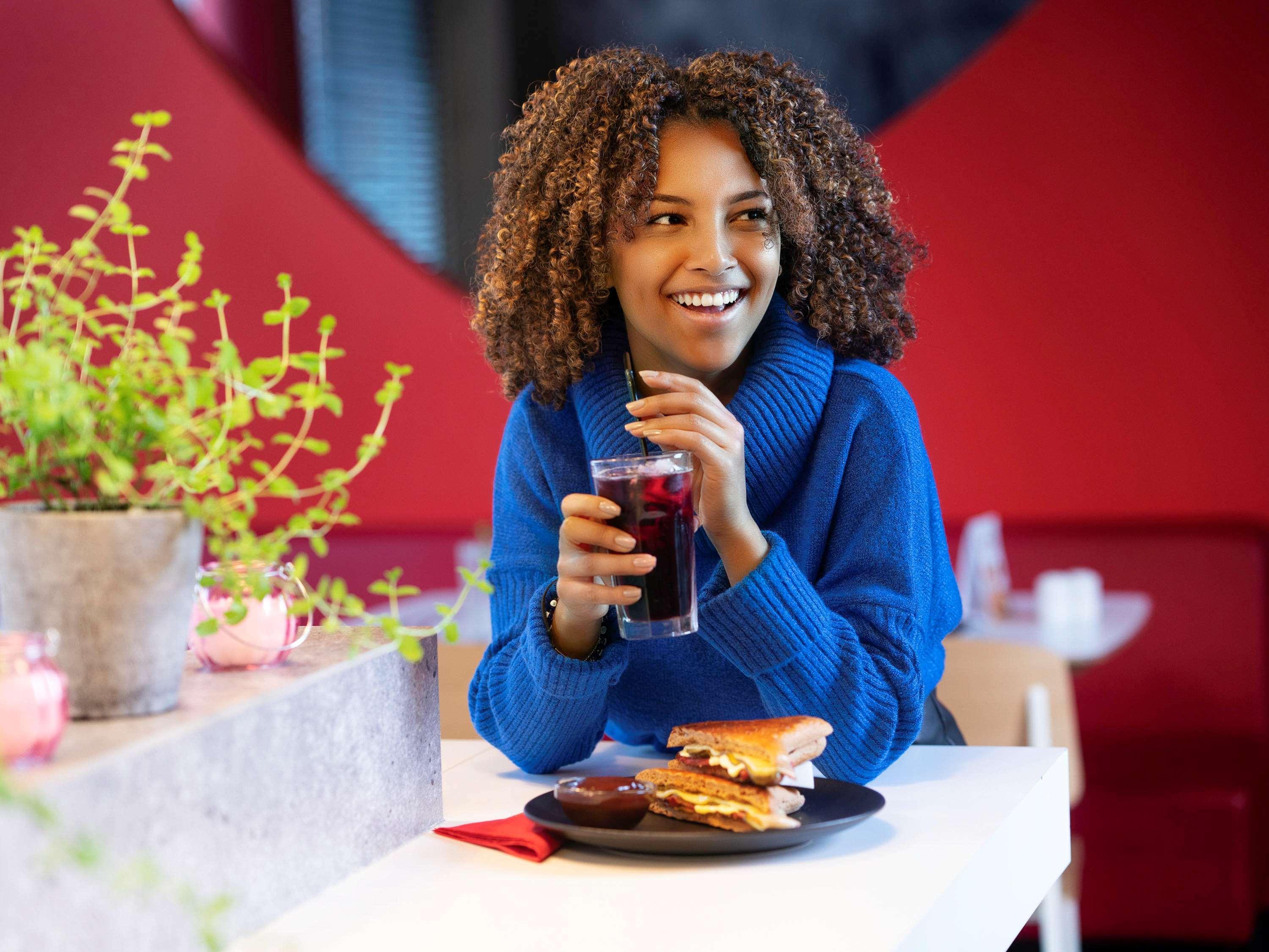Hotel Ibis Centre Gare Charleroi