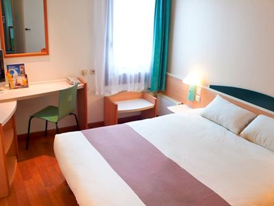 Hotel Ibis Centre Gare Charleroi