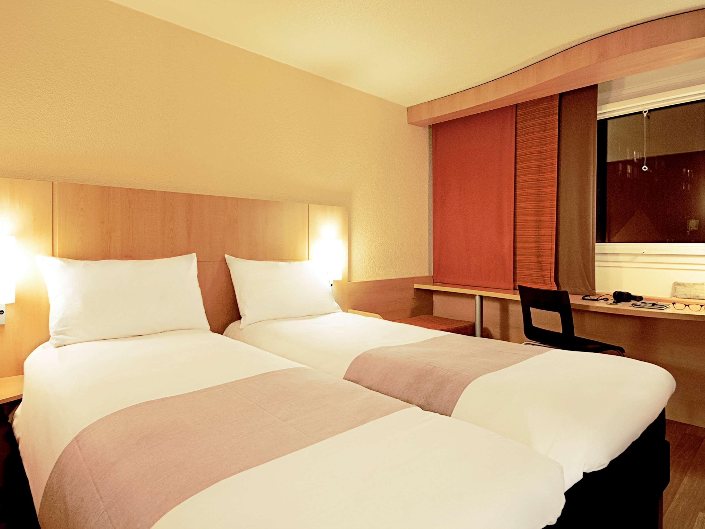 Ibis Centre Gare Charleroi