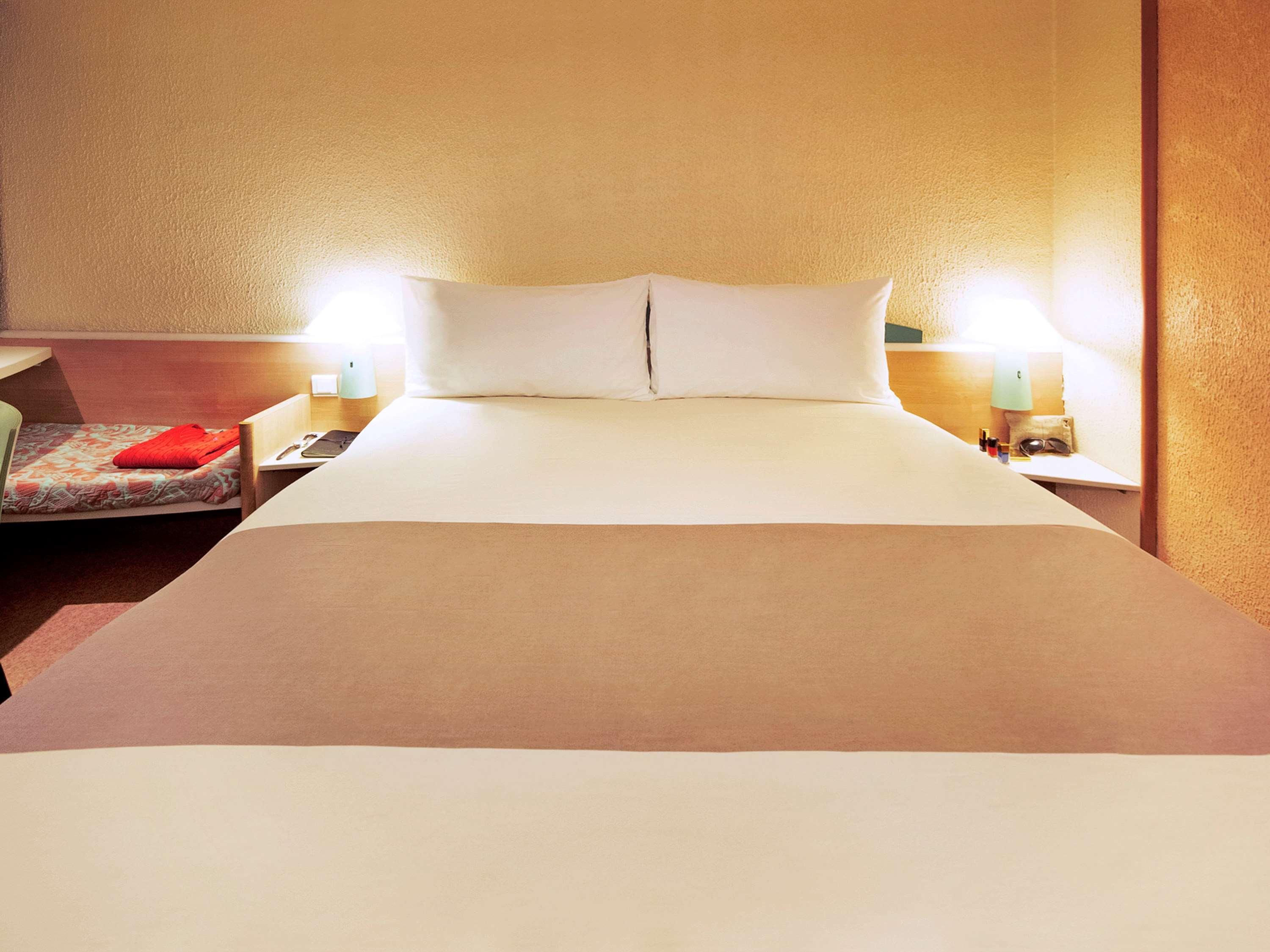 Ibis Centre Gare Charleroi