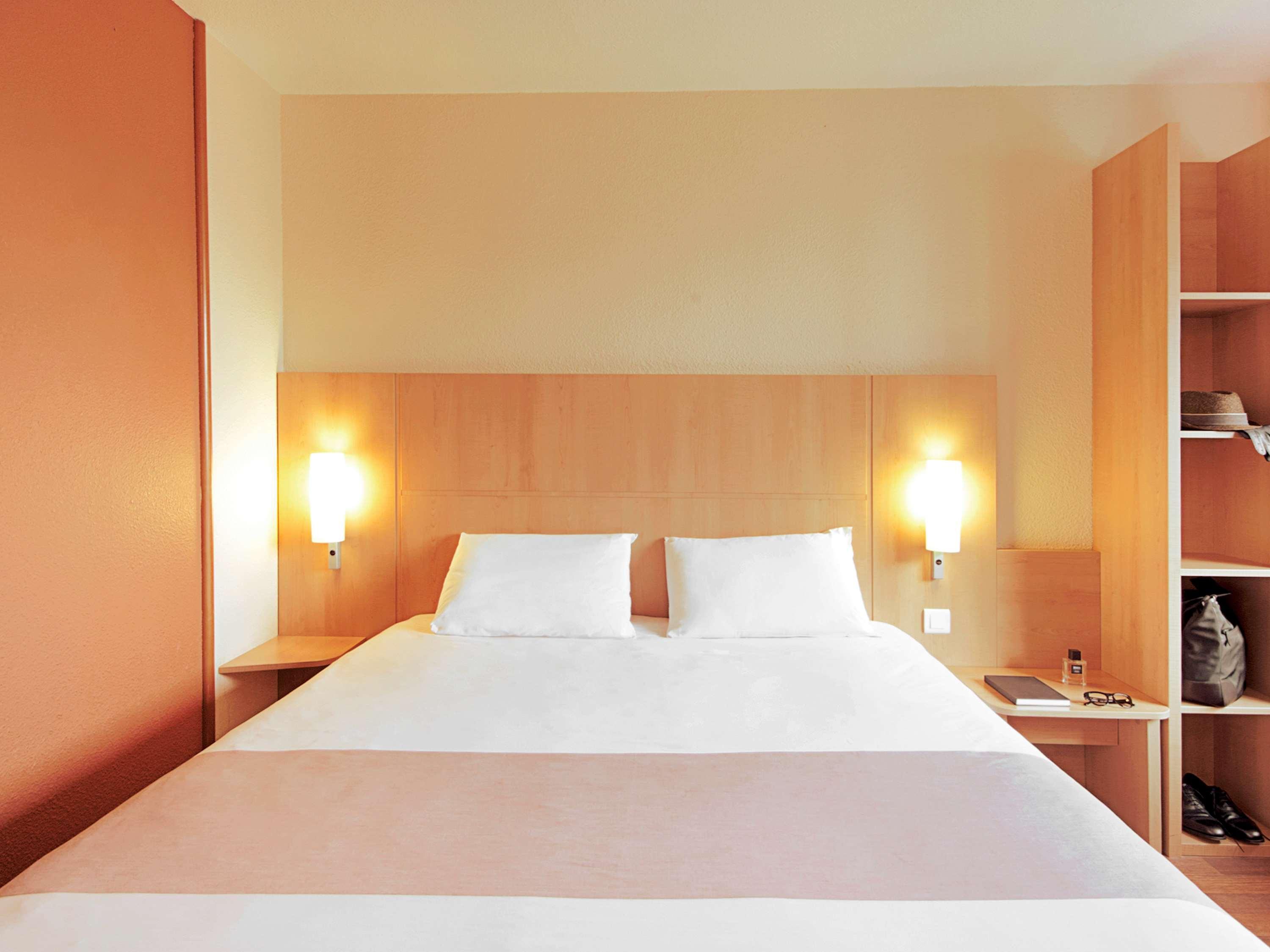 Hotel Ibis Centre Gare Charleroi